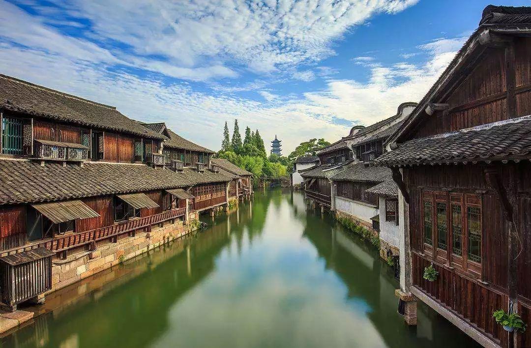 给宝宝清洁身体时，妈妈要做好这几点，避免宝宝受伤害